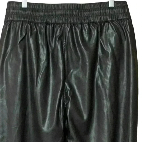 BLANKNYC Night Crawling Jogger XL Black Chic Edgy Vegan Leather Minimalist NWT - Picture 10 of 14